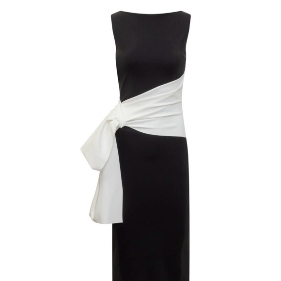 Chiara Boni Dresses & Skirts - Chiara Boni Black and White Midi Dress